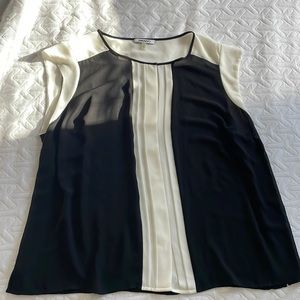 Elegant DKNYC ivory and black silk top